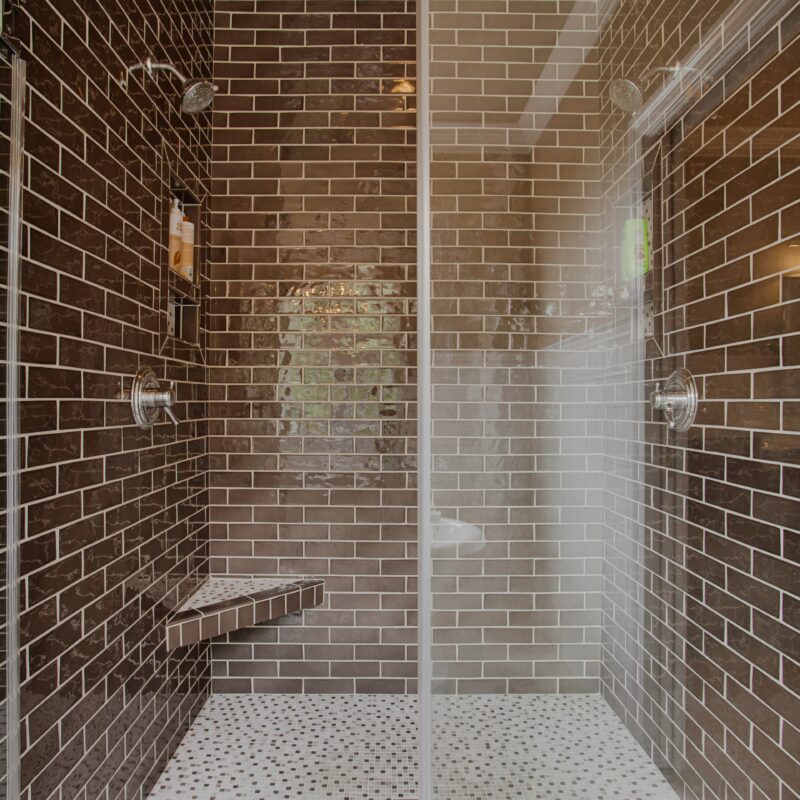 Learn how to select the perfect shower enclosure for your space